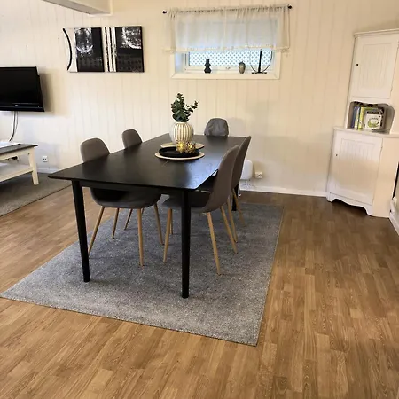 Stranda Apartman *